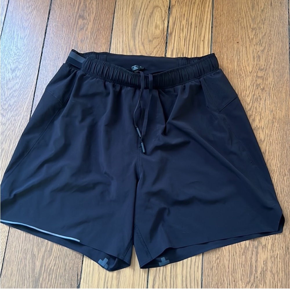 Lululemon Surge Shorts Lined Black 6
Inch 6" Lightweight Running Gym
Workout